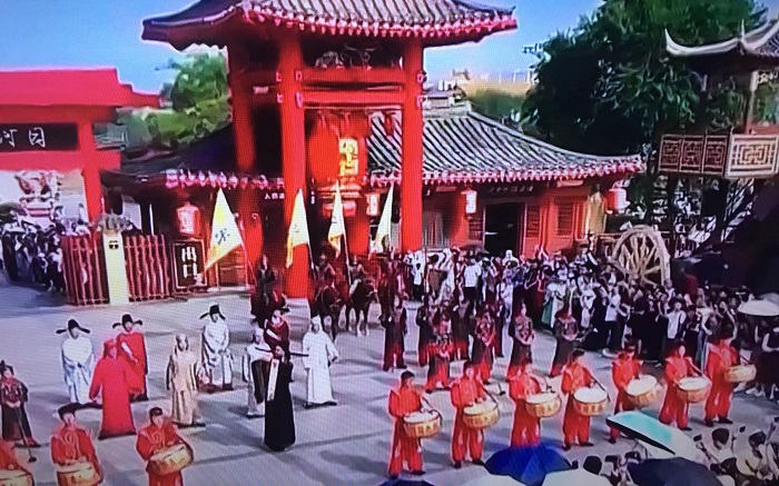 霜降养生指南：以养肺润燥为核心，护肠暖脾调经络，安稳度深秋